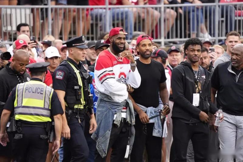 在现代杯赛 在现代杯赛