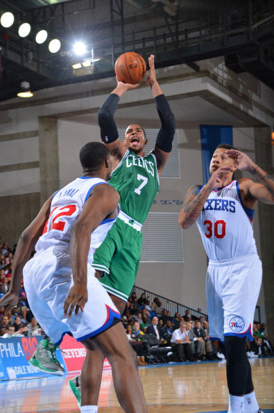 线与接发前 线与接发前